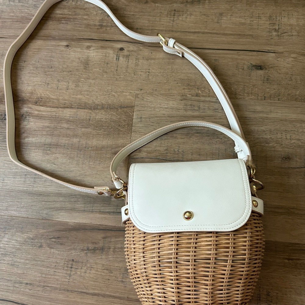 Tommy Bahama Woven Women's Bag